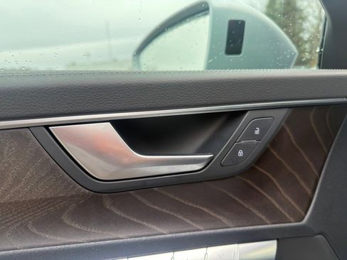 Used 2022 Audi A6 Premium Plus image 11