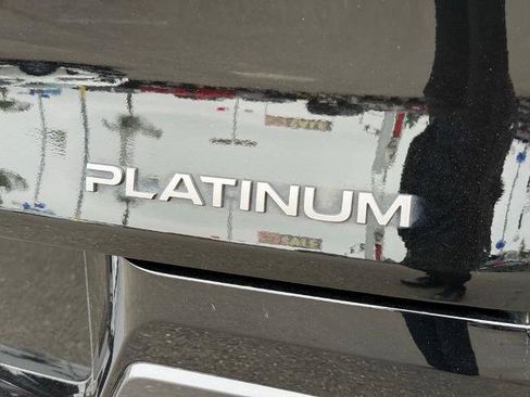 Certified 2025 Nissan Murano Platinum w/ Cargo Package image 8