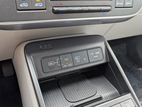 Used 2024 Hyundai Kona SEL w/ Convenience Package FWD image 18