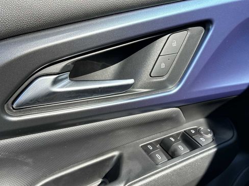 Certified 2024 Chevrolet Equinox EV LT w/ Active Safety Package 3 image 23