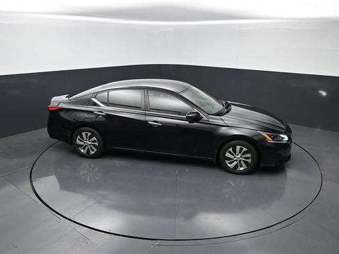 Used 2023 Nissan Altima 2.5 S FWD image 20