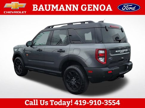 Used 2025 Ford Bronco Sport Badlands AWD/4WD image 3