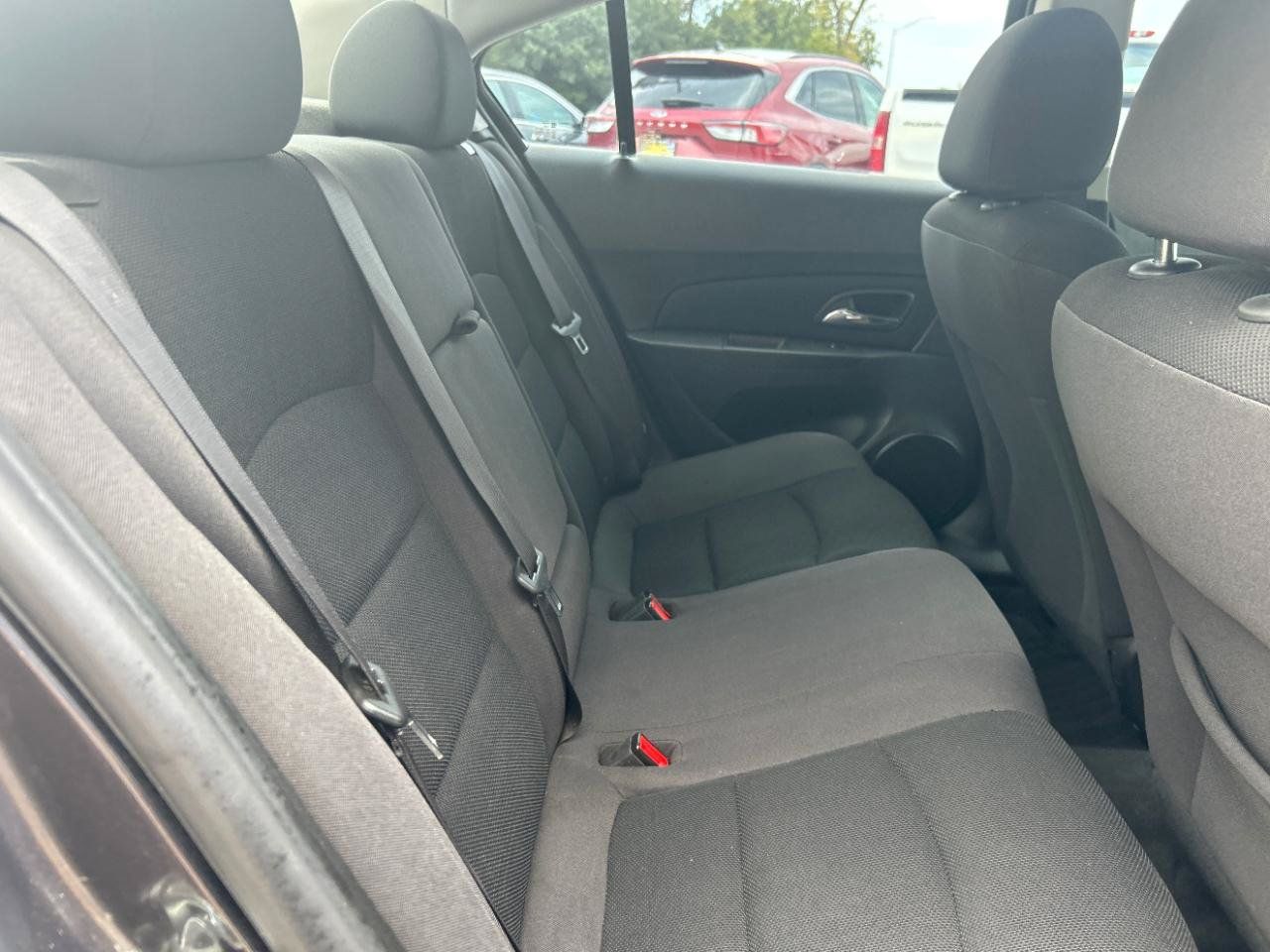 Used 2016 Chevrolet Cruze LT FWD image 22