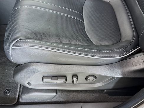 Used 2025 Honda Pilot Elite image 22