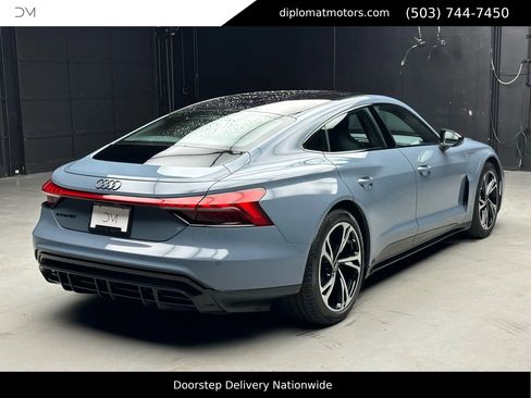 Used 2023 Audi e-tron GT Premium Plus w/ Performance Package image 6