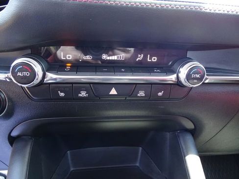 Used 2023 MAZDA MAZDA3 s FWD image 12