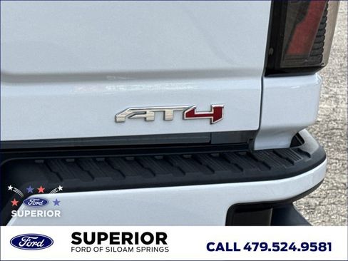 Used 2024 GMC Sierra 2500 AT4 w/ AT4 Premium Plus Package AWD/4WD image 11