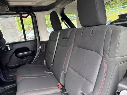 Used 2020 Jeep Wrangler Unlimited Rubicon AWD/4WD image 13