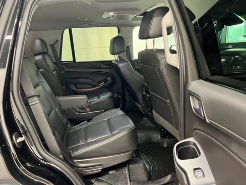 Used 2019 Chevrolet Tahoe Premier AWD/4WD image 11