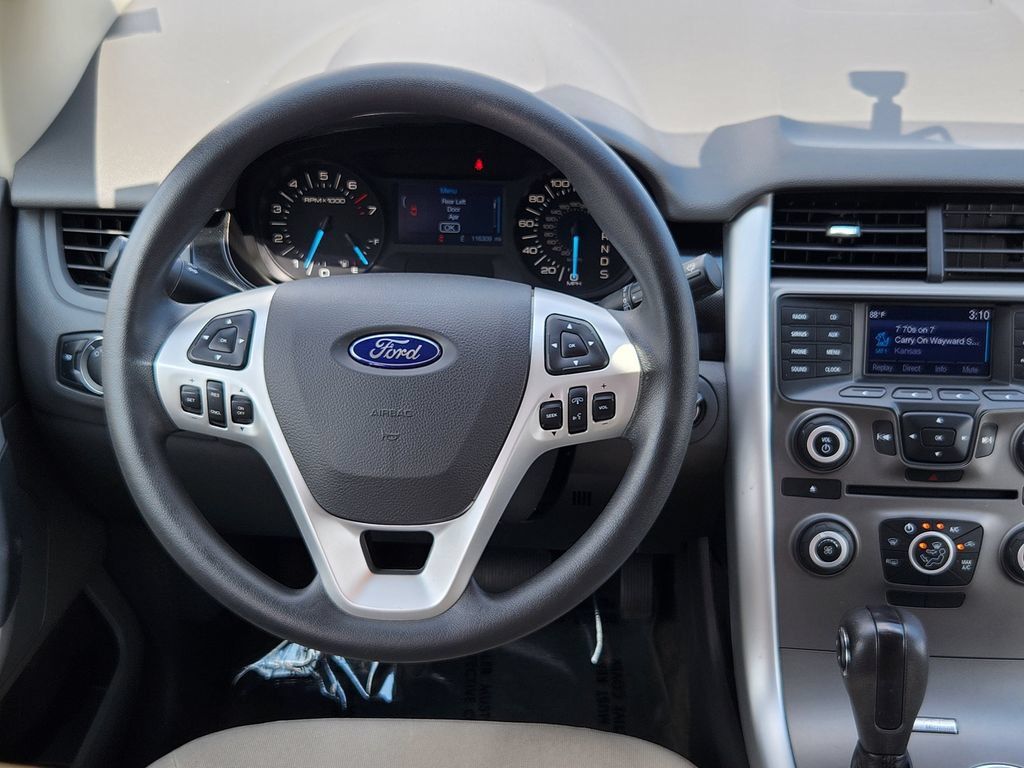Used 2014 Ford Edge SE w/ Equipment Group 101A FWD image 3