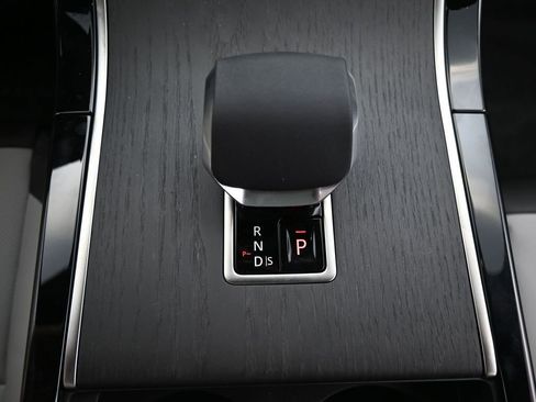 New 2026 Land Rover Range Rover Velar Dynamic SE AWD/4WD image 25