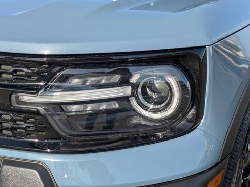 Used 2025 Ford Bronco Sport Outer Banks w/ Outer Banks Tech Package+ image 10