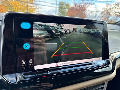 New 2026 Volkswagen Atlas Cross Sport SE image 9