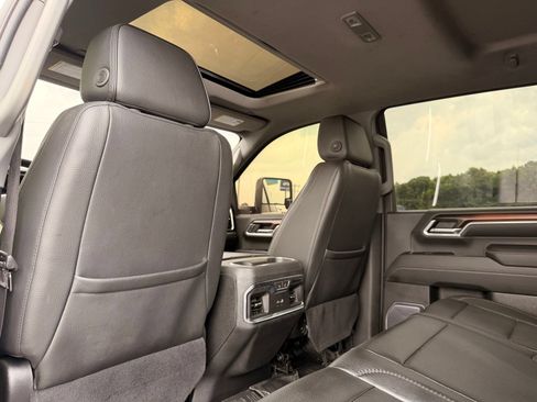 Used 2024 GMC Sierra 2500 Denali w/ Denali Reserve Package AWD/4WD image 27