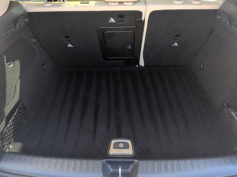 Used 2019 Mercedes-Benz GLA 250 image 26