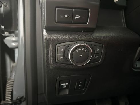 Used 2019 Ford F150 Lariat w/ Equipment Group 502A Luxury image 26