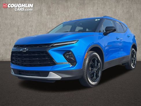 Used 2024 Chevrolet Blazer LT w/ Convenience Package FWD image 4