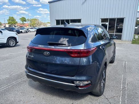 Used 2020 Kia Sportage LX image 9