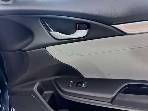 Used 2021 Honda Civic EX image 31