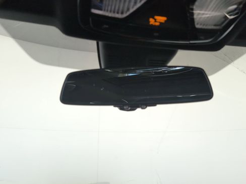 Used 2026 BMW 330i Sedan w/ Convenience Package image 16