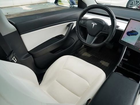 Used 2019 Tesla Model 3 Standard Range Plus RWD image 24