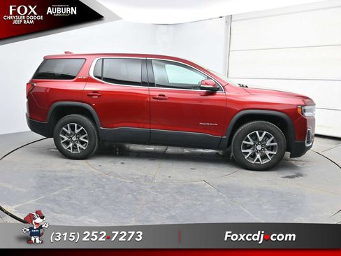 Used 2023 GMC Acadia SLE image 14