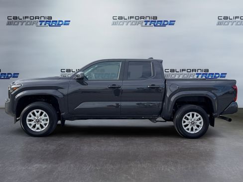 Used 2024 Toyota Tacoma SR5 image 8
