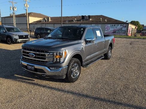 Used 2023 Ford F150 Lariat w/ Trailer Tow Package AWD/4WD image 16