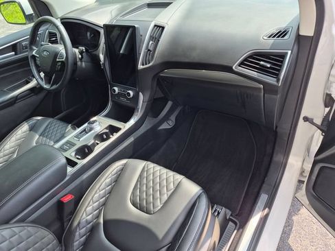 Used 2023 Ford Edge Titanium AWD/4WD image 20