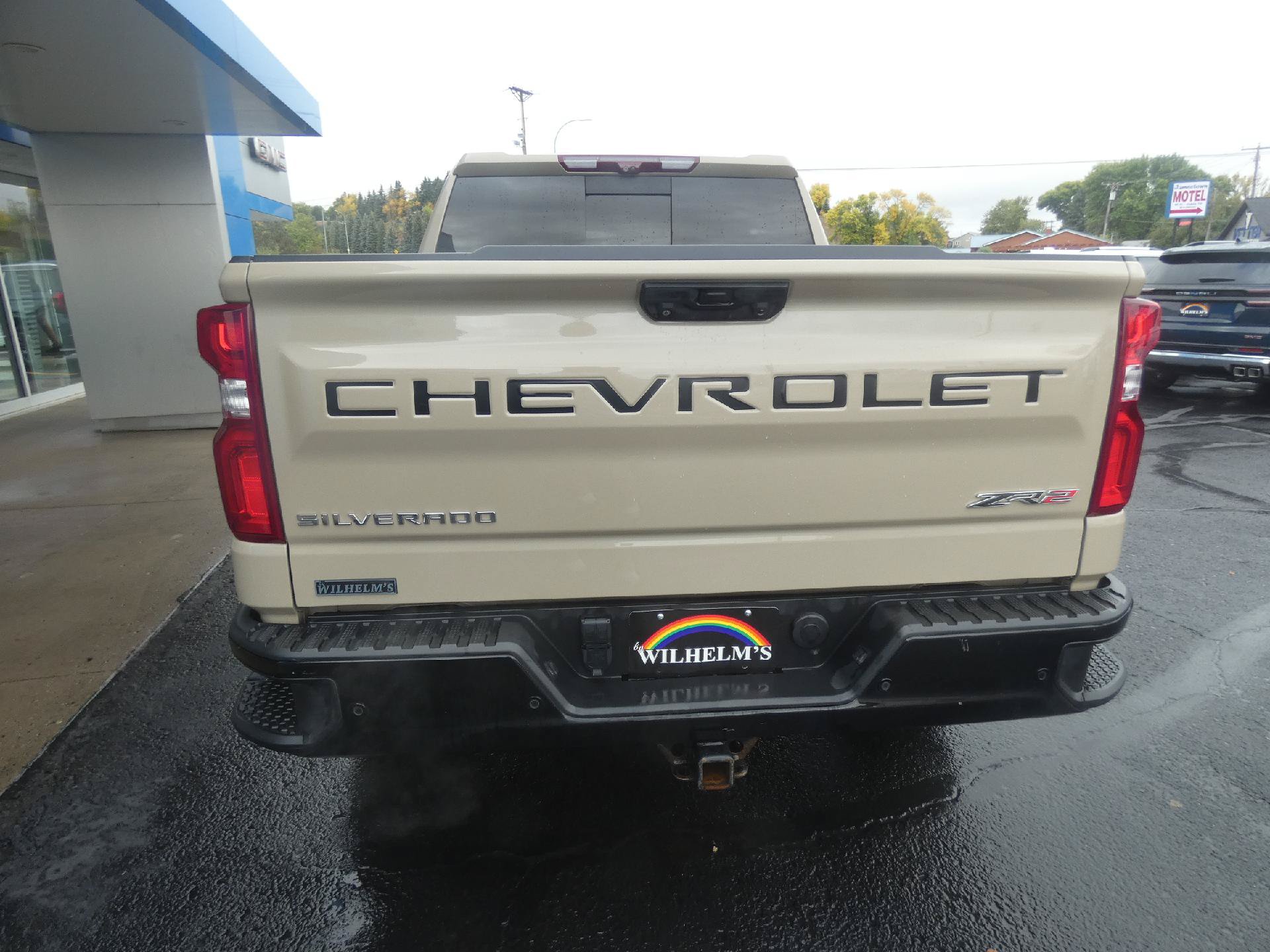 Certified 2022 Chevrolet Silverado 1500 ZR2 w/ Technology Package AWD/4WD image 4