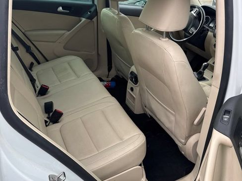 Used 2017 Volkswagen Tiguan Wolfsburg Edition AWD/4WD image 13