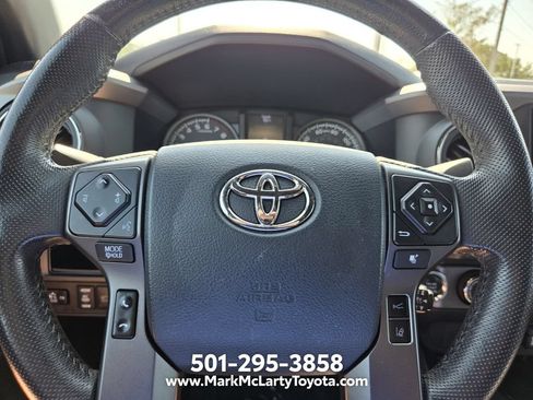 Used 2019 Toyota Tacoma TRD Off-Road AWD/4WD image 21