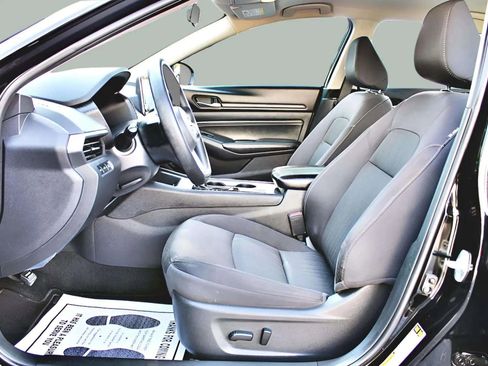 Used 2020 Nissan Altima 2.5 S image 10