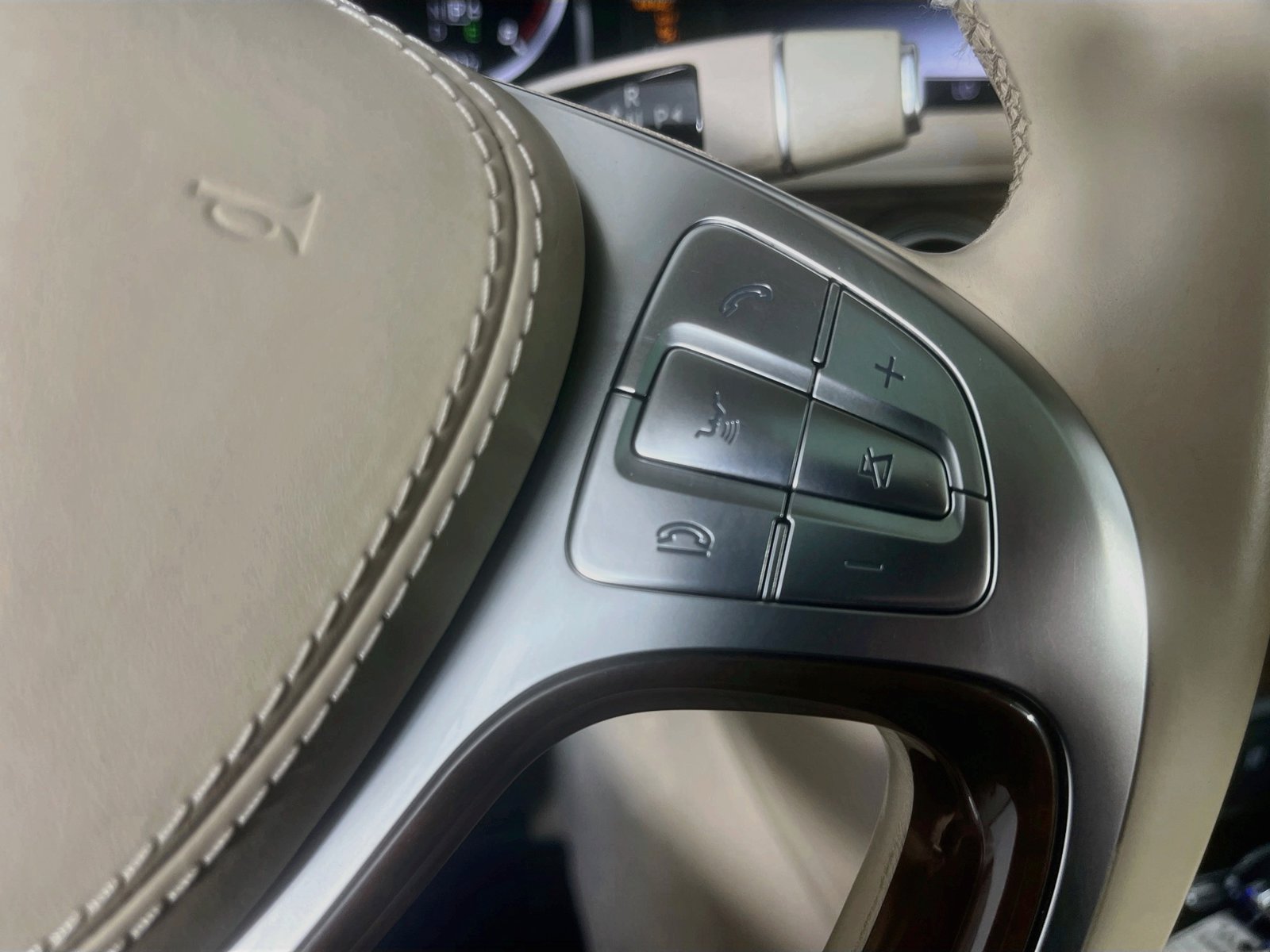 Used 2016 Mercedes-Benz S 550 Sedan image 17