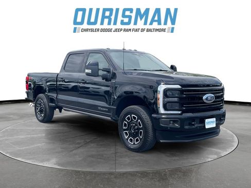 Used 2025 Ford F250 Platinum AWD/4WD image 1