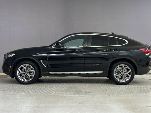 Certified 2024 BMW X4 xDrive30i w/ Premium Package AWD/4WD image 2
