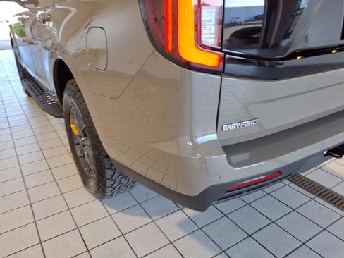 Used 2026 Ford Expedition Tremor AWD/4WD image 21