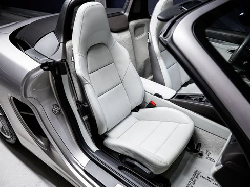 Used 2013 Porsche Boxster S RWD image 23