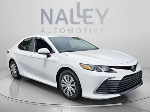 Certified 2023 Toyota Camry LE FWD image 7