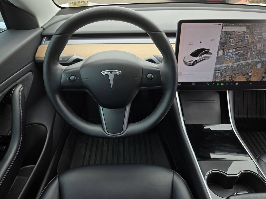 Used 2018 Tesla Model 3 Long Range RWD image 14