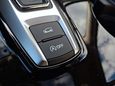 Used 2019 Honda Pilot Elite image 27