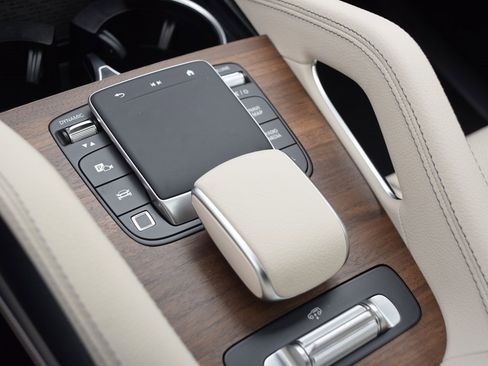 New 2026 Mercedes-Benz GLE 580 4MATIC image 27