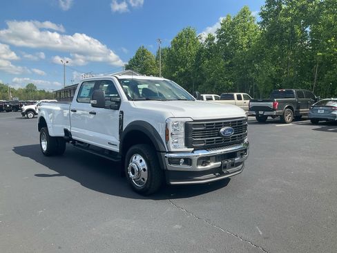 New 2026 Ford F450 XL w/ XL Driver Assist Package AWD/4WD image 3