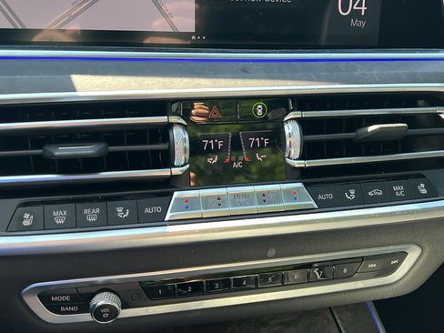 Used 2019 BMW X5 xDrive40i w/ Executive Package AWD/4WD image 30