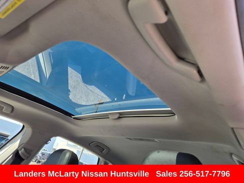 Used 2024 Volkswagen Jetta SE w/ Panoramic Sunroof Package FWD image 14