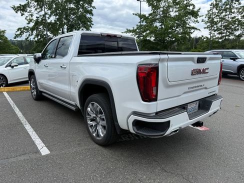 Used 2023 GMC Sierra 1500 Denali w/ Denali Reserve Package AWD/4WD image 2