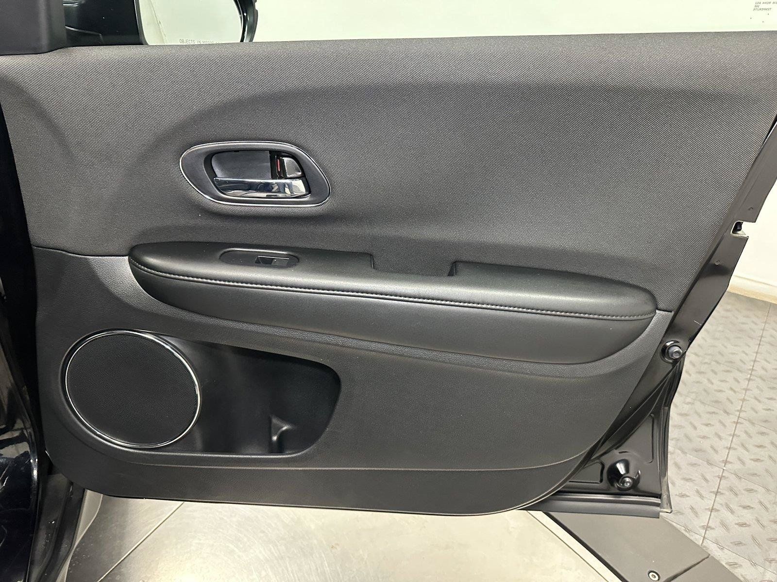 Used 2022 Honda HR-V EX image 36