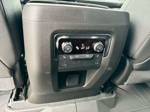 New 2026 Chevrolet Tahoe High Country RWD image 21