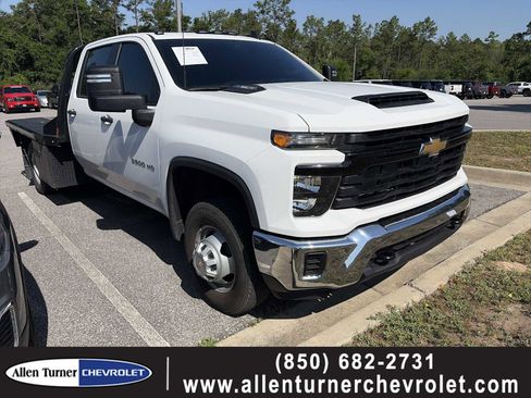 Used 2025 Chevrolet Silverado 3500 W/T w/ WT Convenience Package AWD/4WD image 1