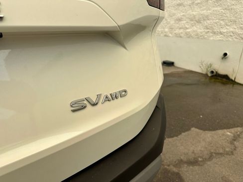 Used 2023 Nissan Rogue SV AWD/4WD image 6